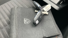 Peugeot 208 1.2 PureTech Active Premium + 5dr Petrol Hatchback